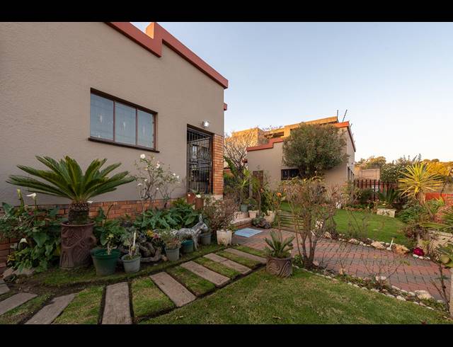 3 BEDROOM HOUSE FOR SALE IN WINCHESTER HILLS